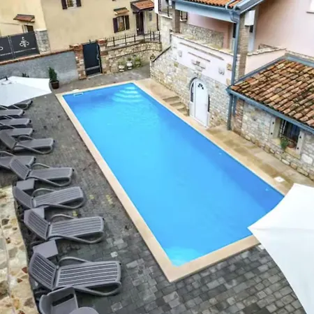 Family Friendly With Pool And Game * Tar-Vabriga